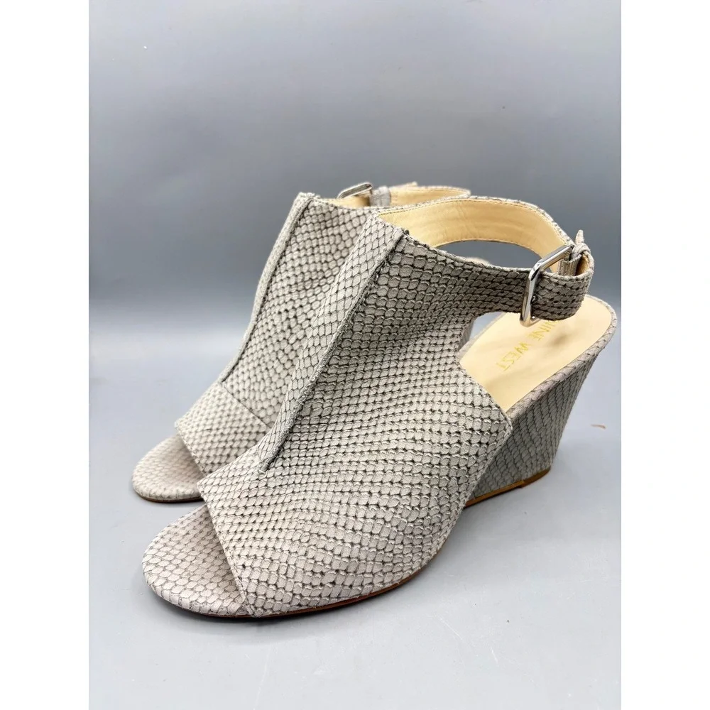 Nine West‎ Gorana 9 Wedge Ankle Strap Sandal Gray Snake Print Open Toe Slingback